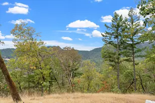 6393 Hugo Rd, Grants Pass, OR 97526 - Photo 1