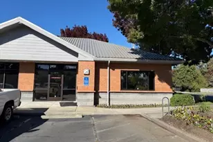 1998 Sky Park Dr, Medford, OR 97504 - Photo 1