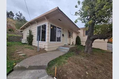 318 Riverside Drive, Klamath Falls, OR 97601 - Photo 1
