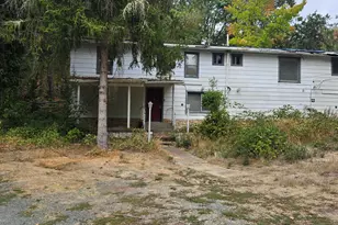 2100 Robinson Rd, Grants Pass, OR 97527 - Photo 1