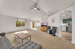 21347 Starling Dr, Bend, OR 97701 - Photo 1