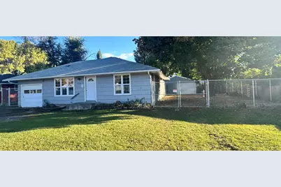 4430 Clinton Avenue, Klamath Falls, OR 97603 - Photo 1