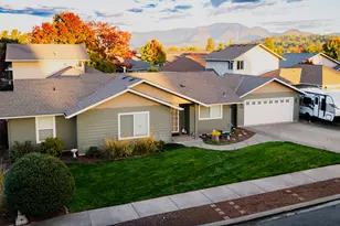 1307 SW Sturgeon Ct, Grants Pass, OR 97527 - Photo 1