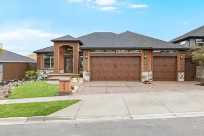 3027 Mt Thielsen Drive, Medford, OR 97504 - Photo 1