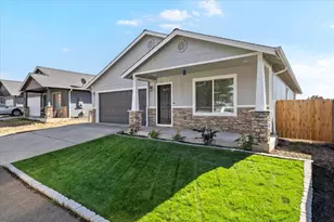 3540 Ave G, White City, OR 97503 - Photo 1