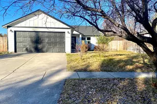 20050 Elizabeth, Bend, OR 97702 - Photo 1