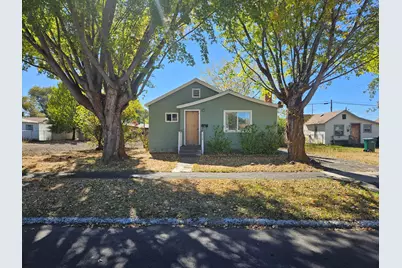 2144 White Avenue, Klamath Falls, OR 97601 - Photo 1
