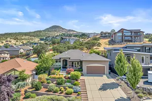 4316 Tamarack Dr, Medford, OR 97504 - Photo 1