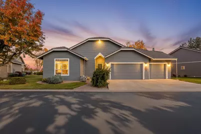 1753 NW Cliff Side Way, Redmond, OR 97756 - Photo 1