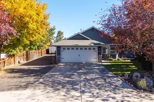 2120 Maple Tree Ct NW, Redmond, OR 97756 - Photo 1