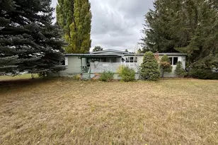 4000 Round Lake Rd, Klamath Falls, OR 97601 - Photo 1