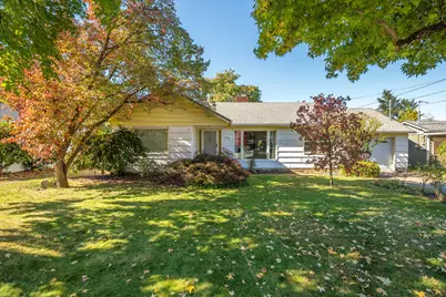 1034 SE Clarey Avenue, Grants Pass, OR 97526 - Photo 1