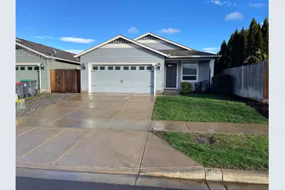760 Nicholas Lee Drive, Medford, OR 97501 - Photo 1