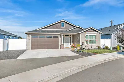 3765 Nicholas Way, White City, OR 97503 - Photo 1