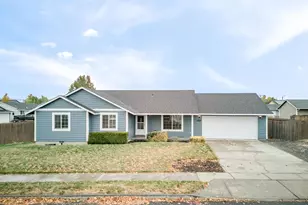 2068 NE Elk St, Prineville, OR 97754 - Photo 1