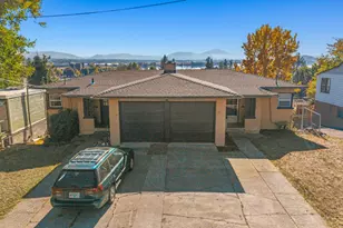 72 Pine St, Klamath Falls, OR 97601 - Photo 1