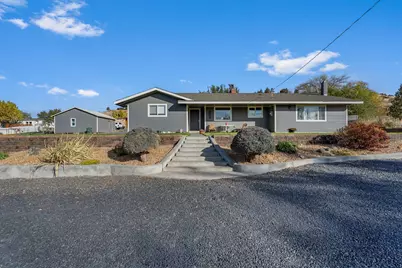 1180 NE Meadowlark Lane, Madras, OR 97741 - Photo 1