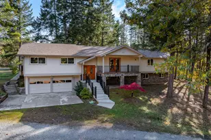 11990 Artlin Rd, Grants Pass, OR 97526 - Photo 1