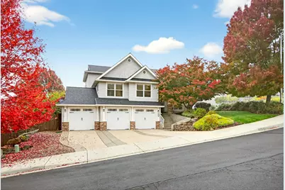 1293 Poppy Ridge Drive, Eagle Point, OR 97524 - Photo 1