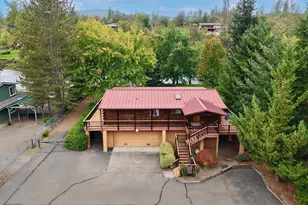 78 Maple Dr, Shady Cove, OR 97539 - Photo 1