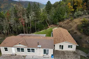 427 Murphy Gulch Rd, Rogue River, OR 97537 - Photo 1