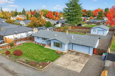 3496 Edella Street, Central Point, OR 97502 - Photo 1