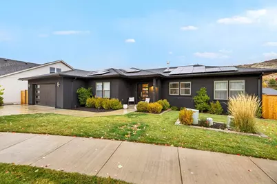 4765 Hathaway Drive, Medford, OR 97504 - Photo 1