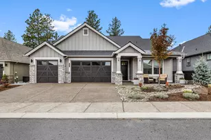 3043 NW Hidden Rdg Dr, Bend, OR 97703 - Photo 1