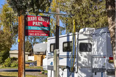 735 NW Greewood Avenue, Redmond, OR 97756 - Photo 1