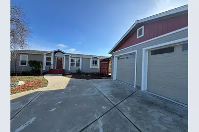 1333 Carlson Drive, Medford, OR 97501 - Photo 1
