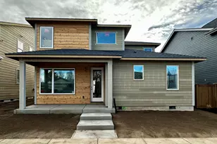 2777 NE Rainier Dr, Bend, OR 97701 - Photo 1