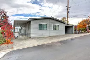 3431 S Pacific Hwy, Medford, OR 97501 - Photo 1