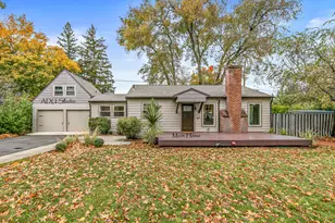 706 Monroe St, Medford, OR 97501 - Photo 1