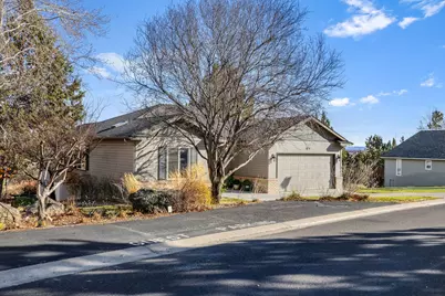 2446 SW 35th Drive, Redmond, OR 97756 - Photo 1