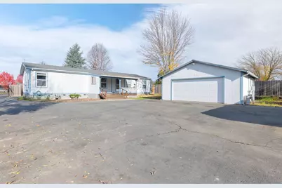 1418 SW Redfin Lane, Grants Pass, OR 97527 - Photo 1