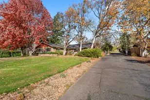 2241 Dellwood Ave, Medford, OR 97504 - Photo 1