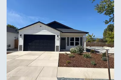 729 Dahl Place #5, Medford, OR 97501 - Photo 1