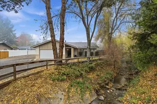 2613 Siskiyou Blvd Blvd, Medford, OR 97504 - Photo 1