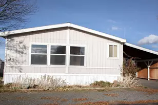4751 Bellm Dr, Klamath Falls, OR 97603 - Photo 1