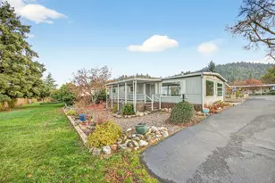 3955 S Stage Rd, Medford, OR 97501 - Photo 1