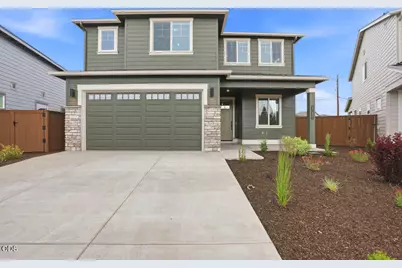 21451 NE Hayloft Place, Bend, OR 97701 - Photo 1