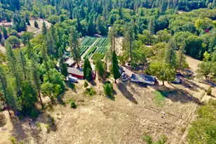 6534 Tunnel Loop Rd, Grants Pass, OR 97526 - Photo 1