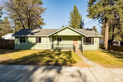 642 NE Franklin Avenue, Bend, OR 97701 - Photo 1