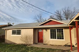 279 De Barr Ave, Medford, OR 97501 - Photo 1