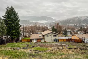 469 NW Charolais, John Day, OR 97845 - Photo 1