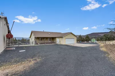 7082 SE Night Hawk Drive, Prineville, OR 97754 - Photo 1