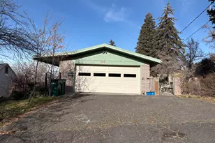 2051 Del Moro St, Klamath Falls, OR 97601 - Photo 1