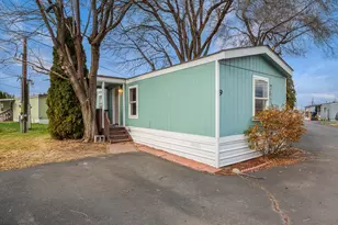 8045 N Hwy 97, Terrebonne, OR 97760 - Photo 1