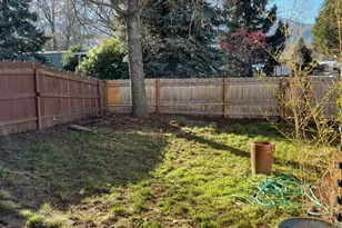321 Clay St, Ashland, OR 97520 - Photo 1
