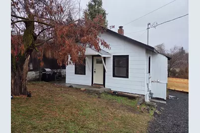 2119 Modoc Street, Klamath Falls, OR 97601 - Photo 1